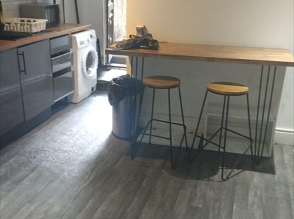 1 Bed Flat, Blackburn Road, BL1