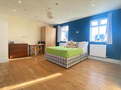 Room in a Shared House, Barnsdale Avenue, E14