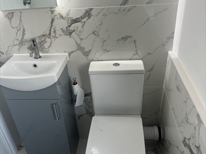 Room in a Shared Flat, Kingston Road, KT19