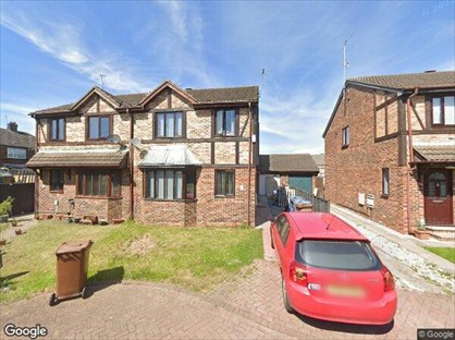 3 Bed Semi-Detached House, Houston Drive, HU5