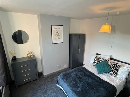 Room in a Shared House, Laindon Road, M14