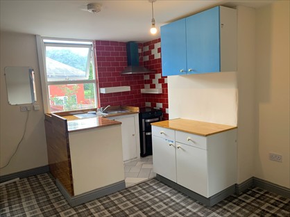 3 Bed Flat, Bloxwich Road, WS2