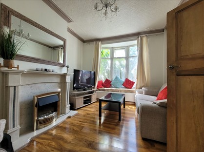 2 Bed Terraced House, Clarence Street, YO31