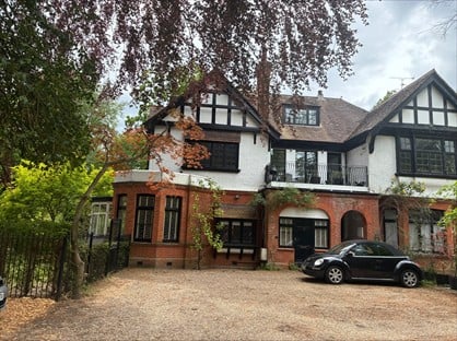 1 Bed Maisonette, Burleigh Wood House, SL5