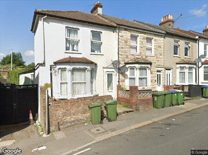 Studio Flat, Nuxley Road, DA17