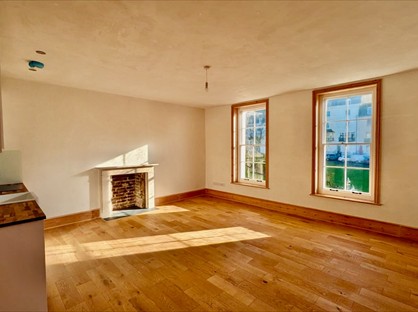 1 Bed Flat, Wellington Square, TN34