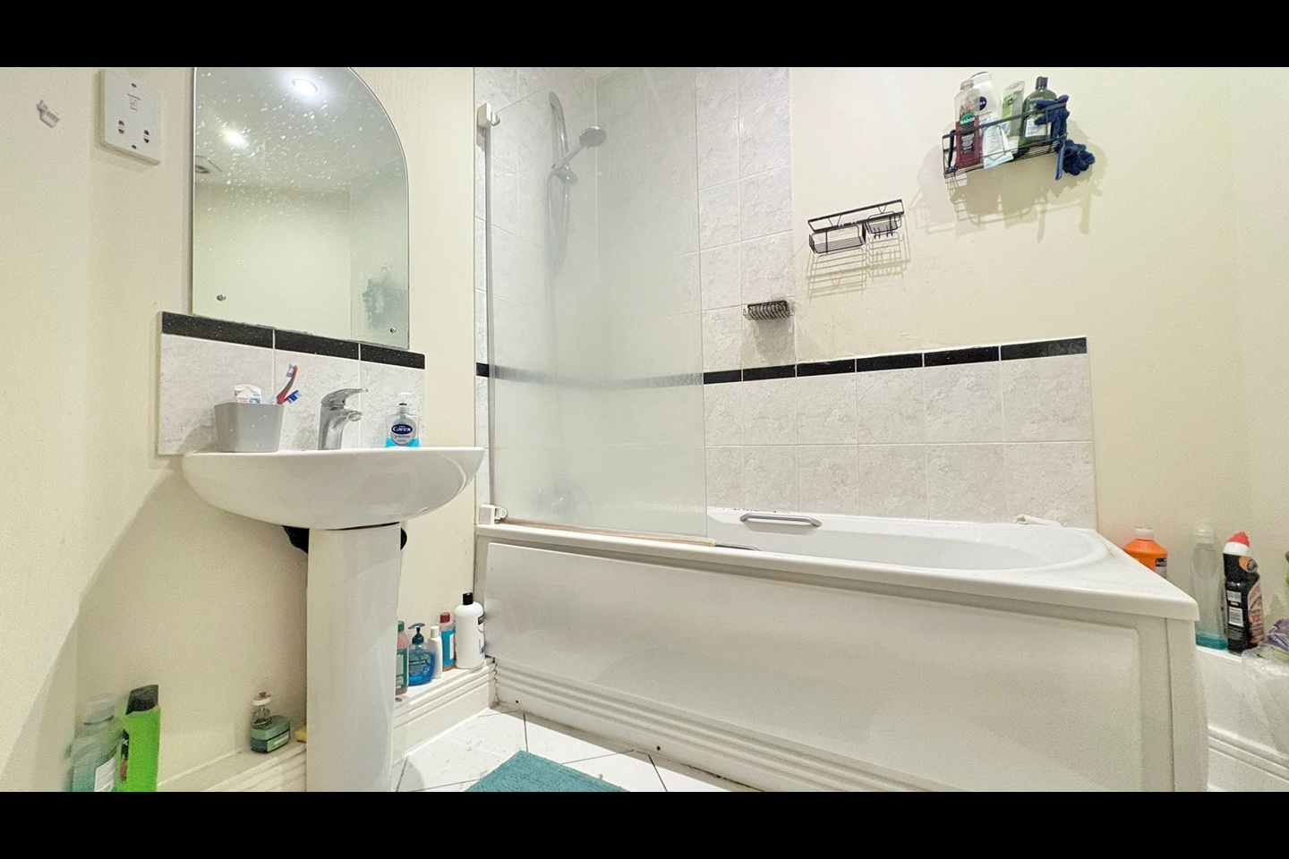 London - 2 Bed Flat, Gerry Raffles Square, E15 - To Rent Now for £2,300 ...