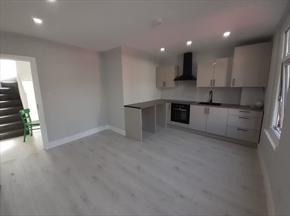 4 Bed Flat, High Road, N15