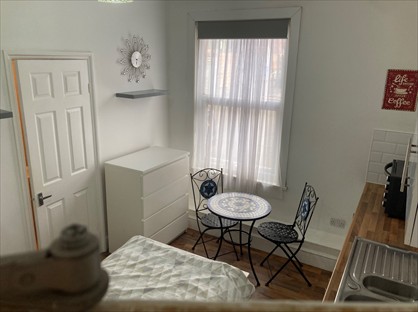 Studio Flat, Coventry, CV2