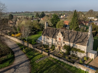 4 Bed Detached House, Weekley, NN16