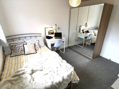 Room in a Shared House, Bramwell Close, SN2