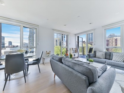 2 Bed Flat, Weymouth Building, SE17