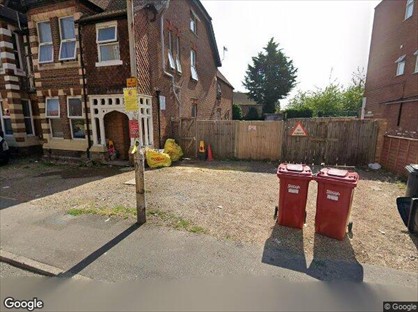 4 Bed Semi-Detached House, Wexham Road, SL1