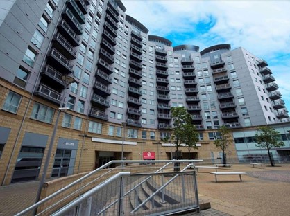 2 Bed Flat, Alencon Link, RG21