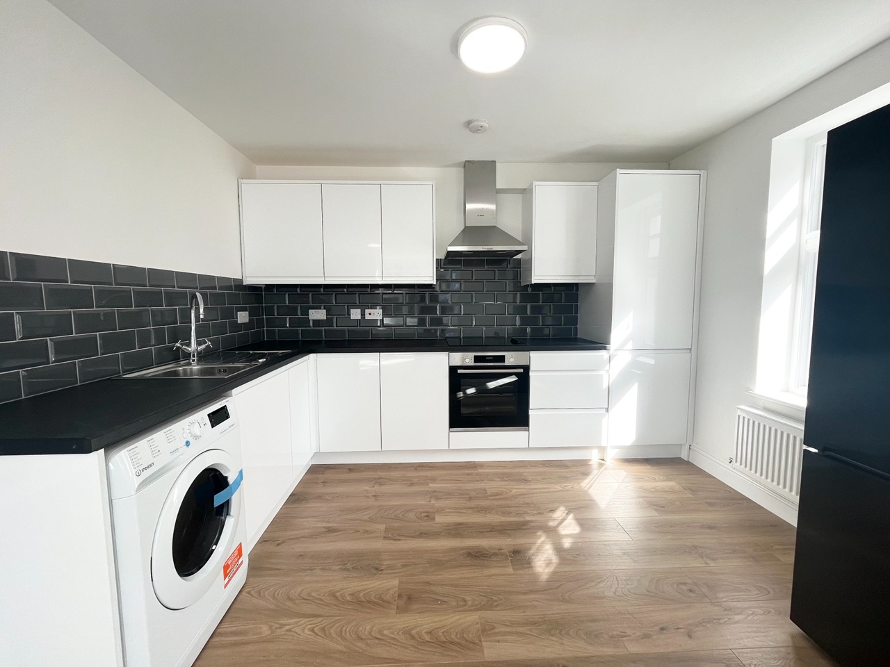 1 Bed Flat, Morland Avenue, LE2, N1 7GU