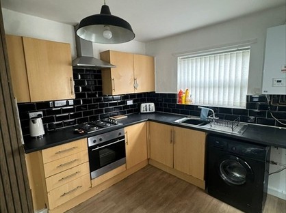 4 Bed Terraced House, Rathbone Road, L15