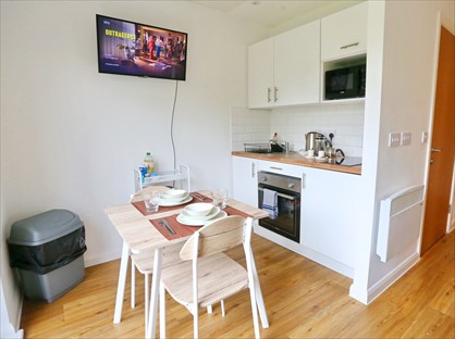 1 Bed Flat, Salford, M6