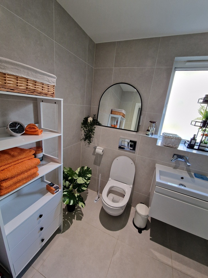 London - 1 Bed Flat, Lewin Road, SW16 - To Rent Now for £2,100.00 p/m