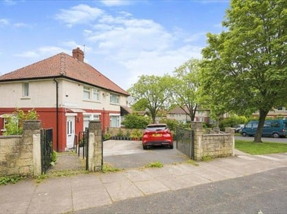 2 Bed Semi-Detached House, Walden Drive, BD9