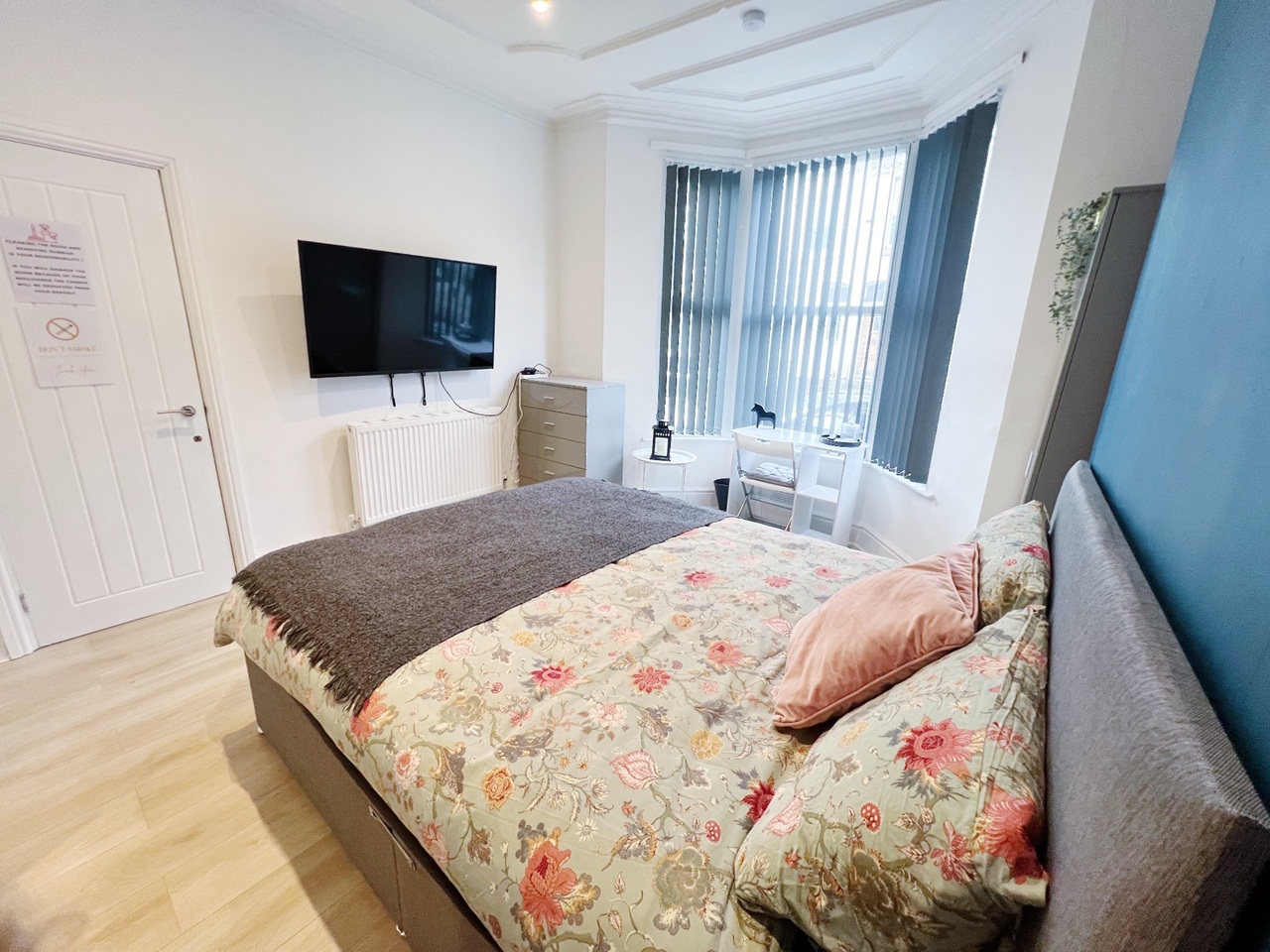 Room in a Shared House, Newcombe Street, L6