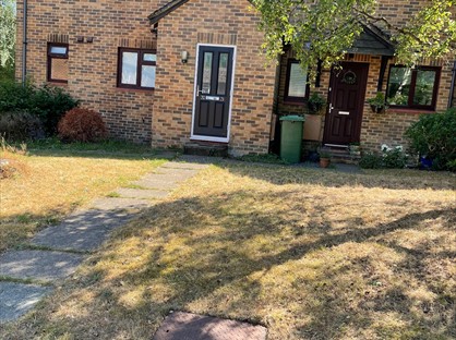 1 Bed Flat, Whitehill, GU35