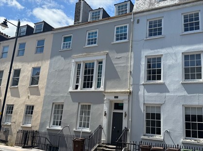 1 Bed Flat, Durnford Street, PL1