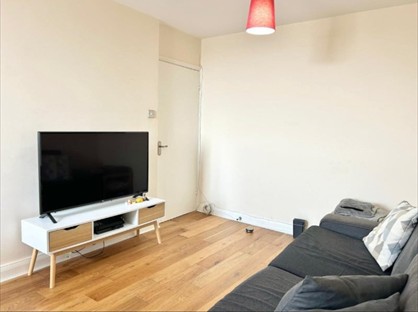 2 Bed Flat, Osprey Heights, SW11