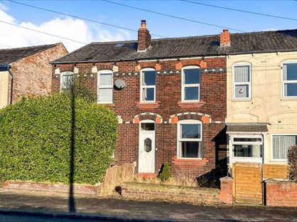 3 Bed Terraced House, Wigan Road, BL5