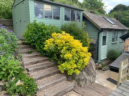 3 Bed Detached House, Oxford Street, SN8