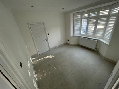 Studio Flat, Pickhurst, BR4