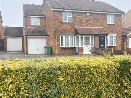 4 Bed Semi-Detached House, Curling Lane, RM17