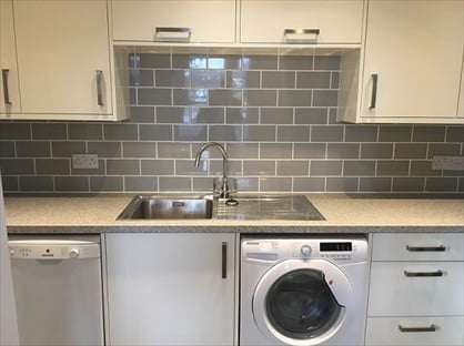 2 Bed Flat, High Street, BS49