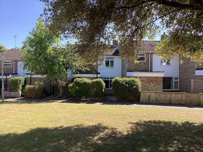 3 Bed Terraced House, Fulcher Close, IP33