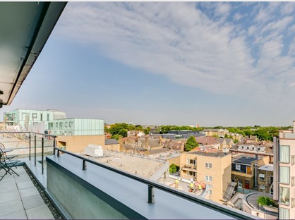 2 Bed Flat, Hardwicks Square, SW18