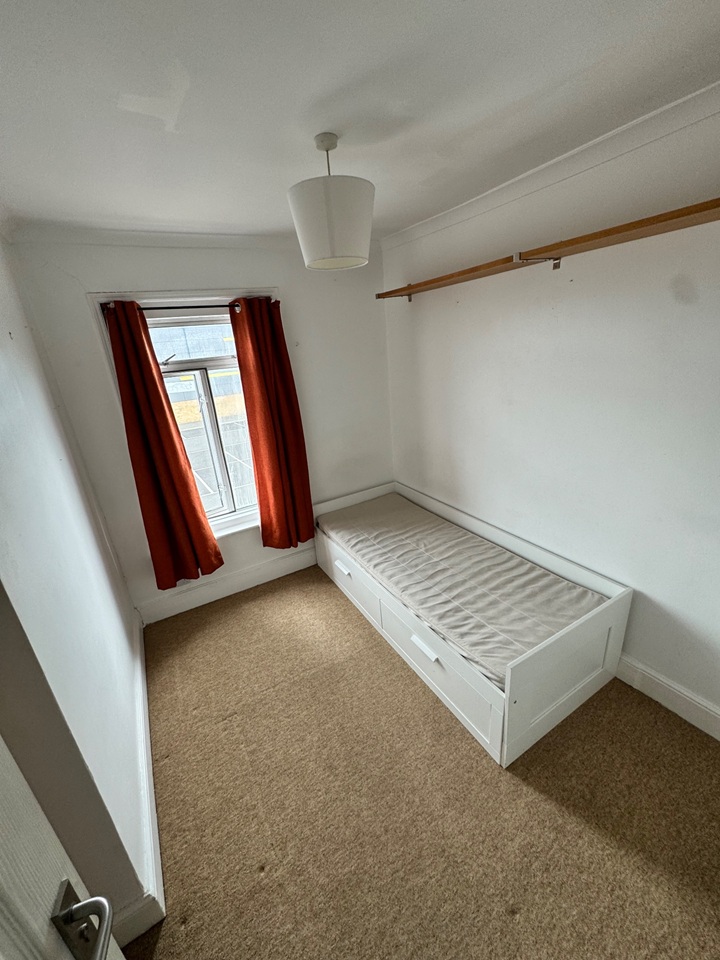 Additional image 5 of Room in a Shared House, Malmesbury Place, SO15, N1 7GU