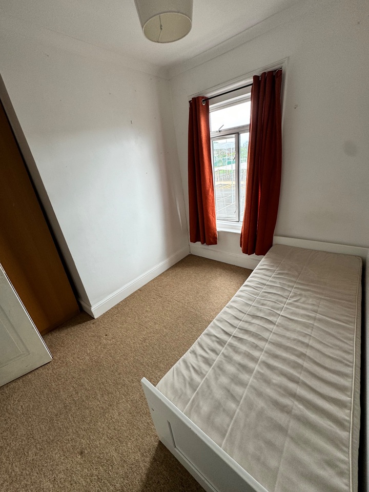 Additional image 6 of Room in a Shared House, Malmesbury Place, SO15, N1 7GU