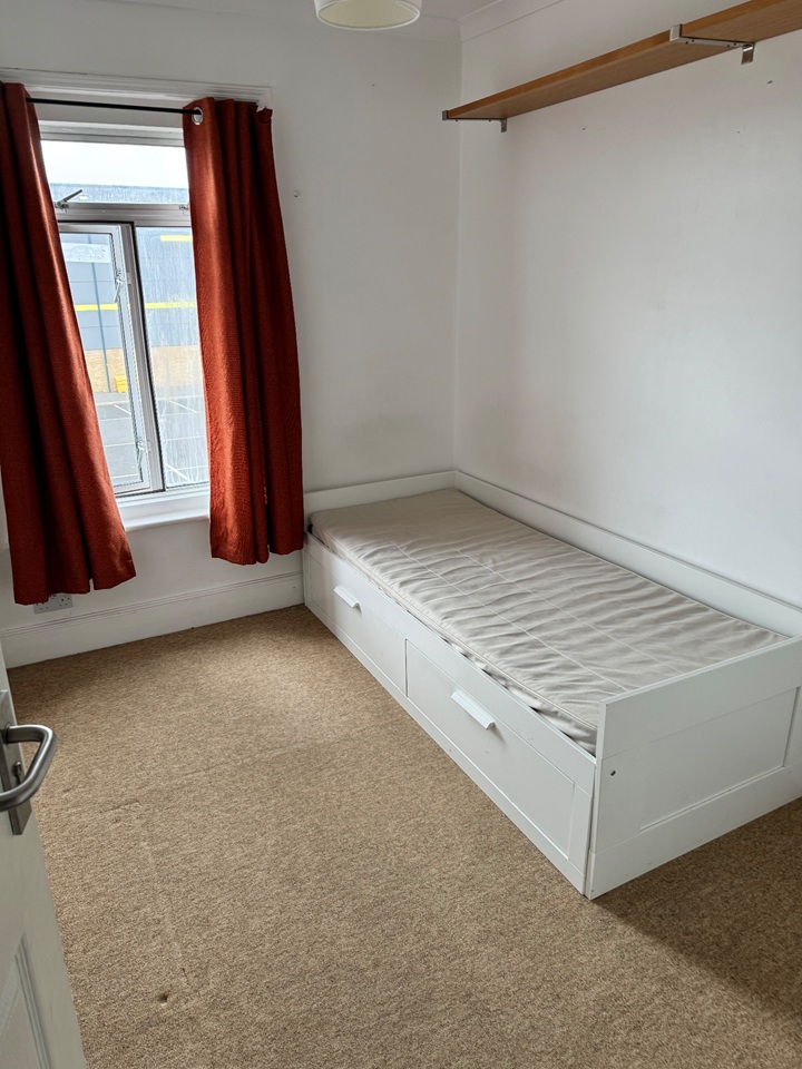 Additional image 9 of Room in a Shared House, Malmesbury Place, SO15, N1 7GU