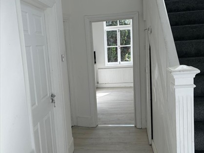 Room in a Shared House, Hazelwood Lane, N13