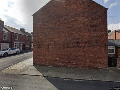 2 Bed Terraced House, Regent Street, DL4