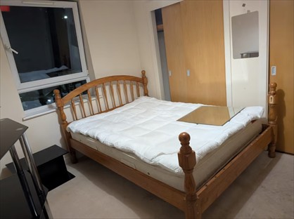 Room in a Shared House, Quadrivium Point, SL1