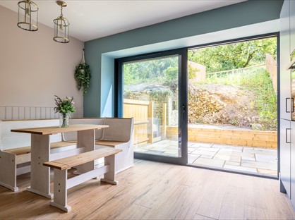 3 Bed Terraced House, Old House, BA10