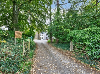 3 Bed Terraced House, Old House, BA10