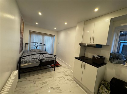 Studio Flat, Fleet Road, DA2