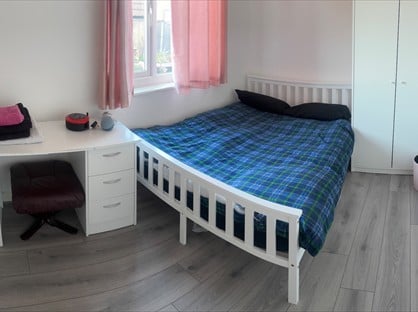 Room in a Shared Flat, Wirral, CH63