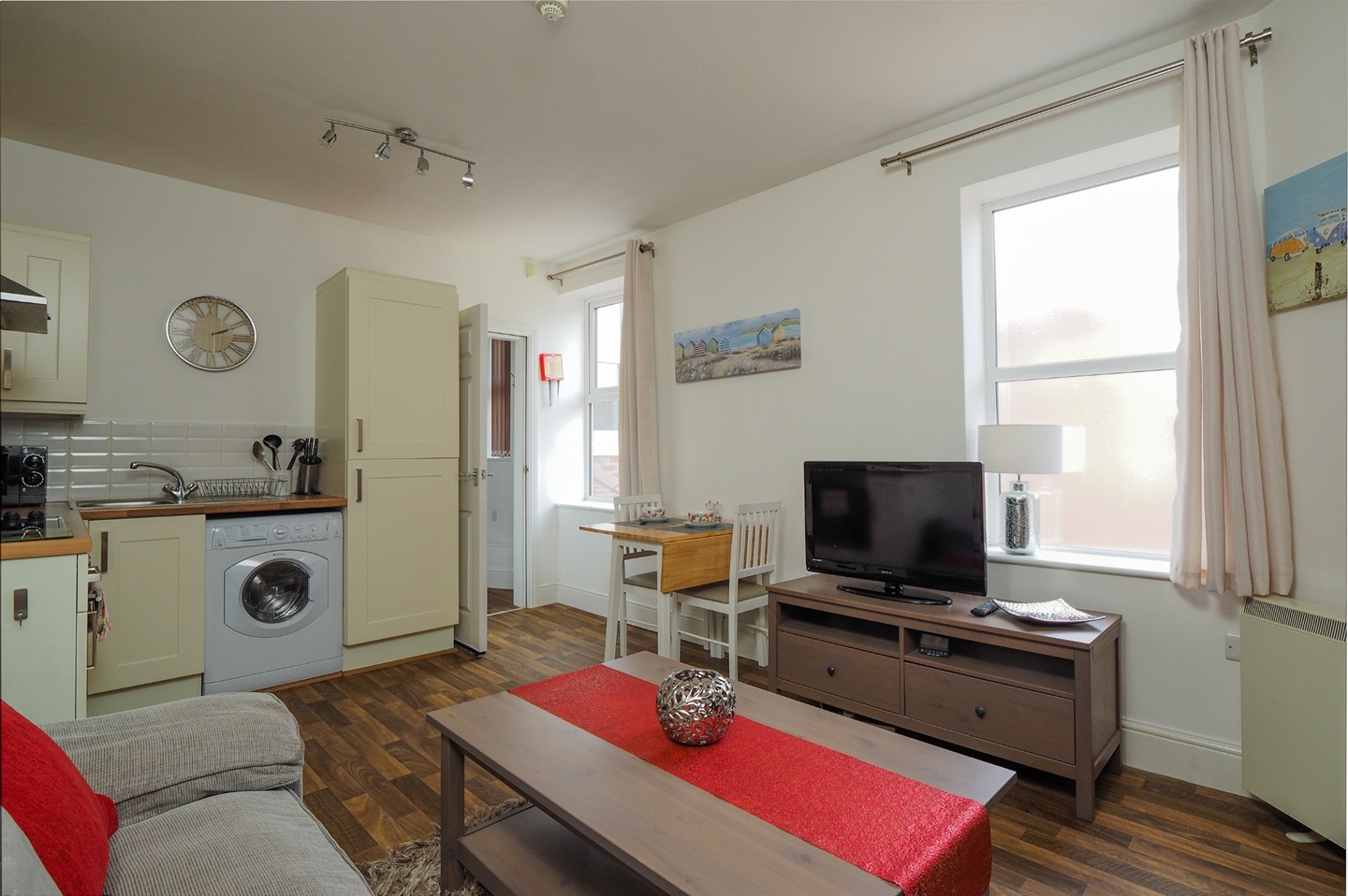 1 Bed Flat, Musters Road, NG2 photo 3