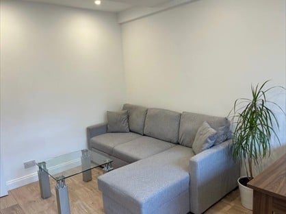 1 Bed Flat, Chesney Court, W9