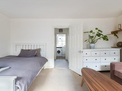 Studio Flat, Seymour Place, W1H