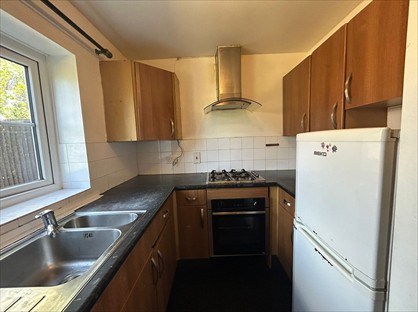 1 Bed Flat, Lowden Road, UB1