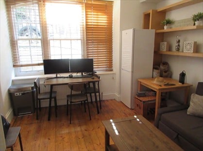 1 Bed Flat, Westmoreland Street, W1G
