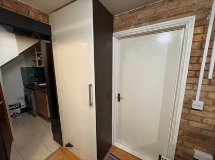 Studio Flat, Wyldfield Garden Road, N9